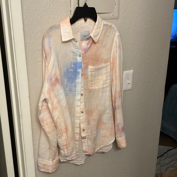NWOT- Rails Button up in multi sky tie-dye - size small - Picture 4 of 9